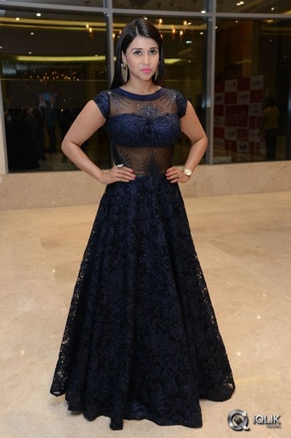 Mannara-Chopra-at-Miss-Twin-Cities-2016-Fashion-Show